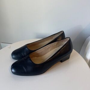 Trotters Black Leather Block Heel Square Toe Pumps for Women 8.5W